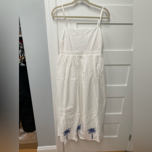 MinkPink White tropical palm tree embroidered midi dress​ - Picture 4 of 10